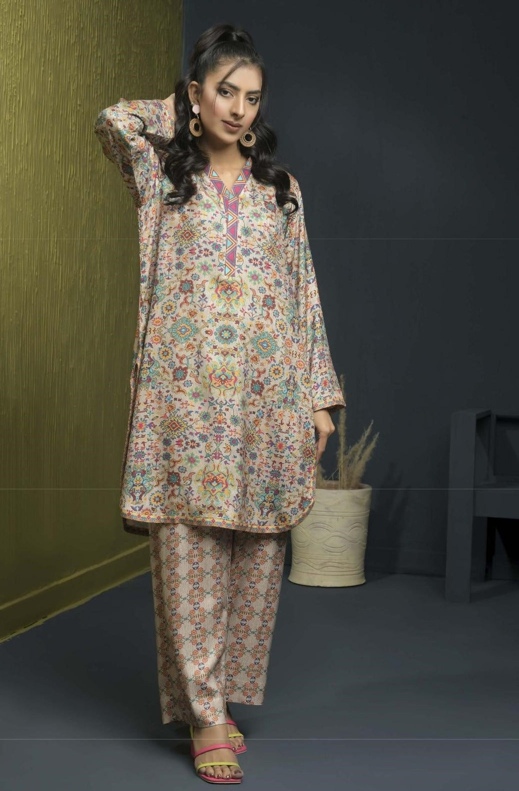 Un-stitched Digital Print Suit