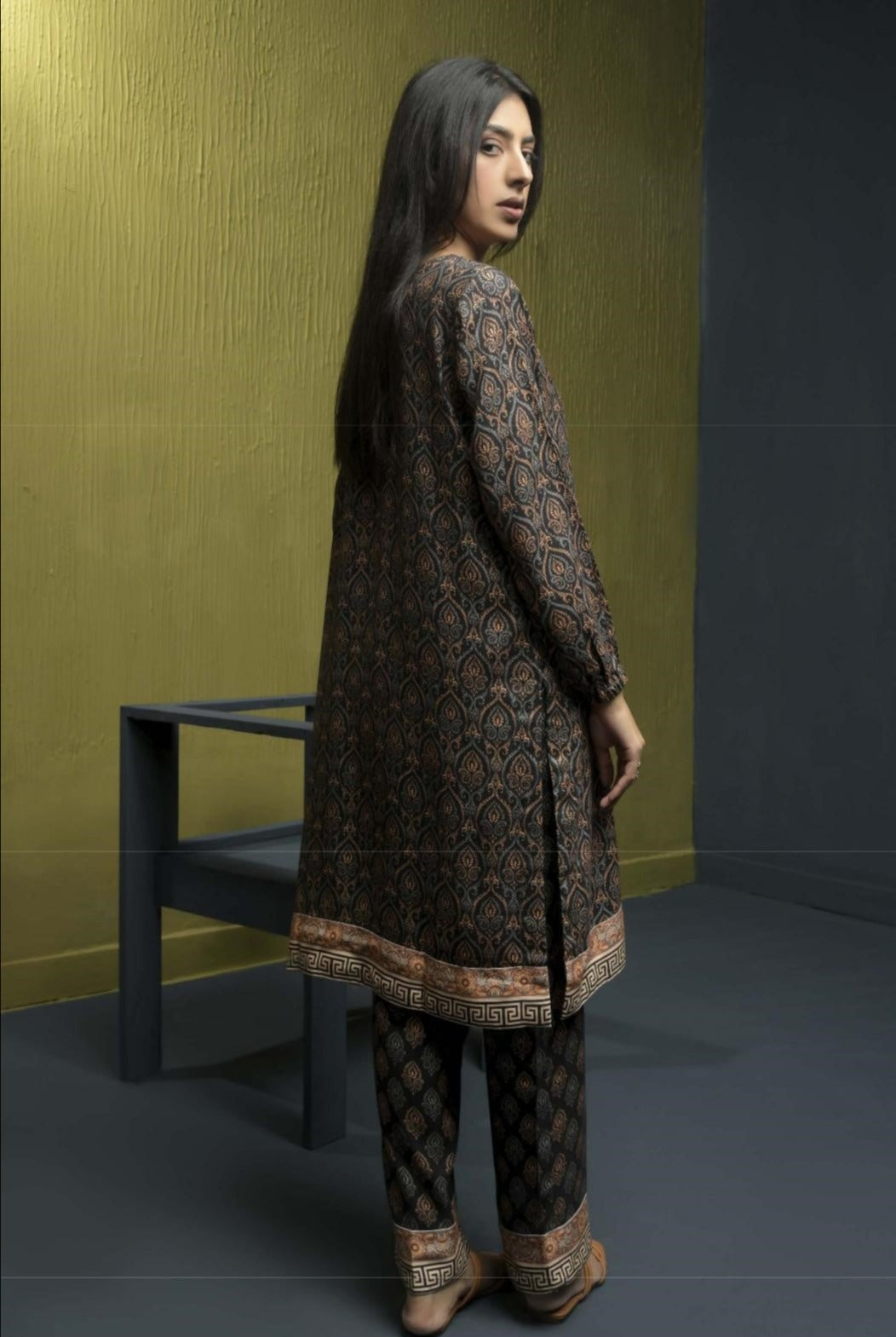 Un-stitched Digital Print Suit