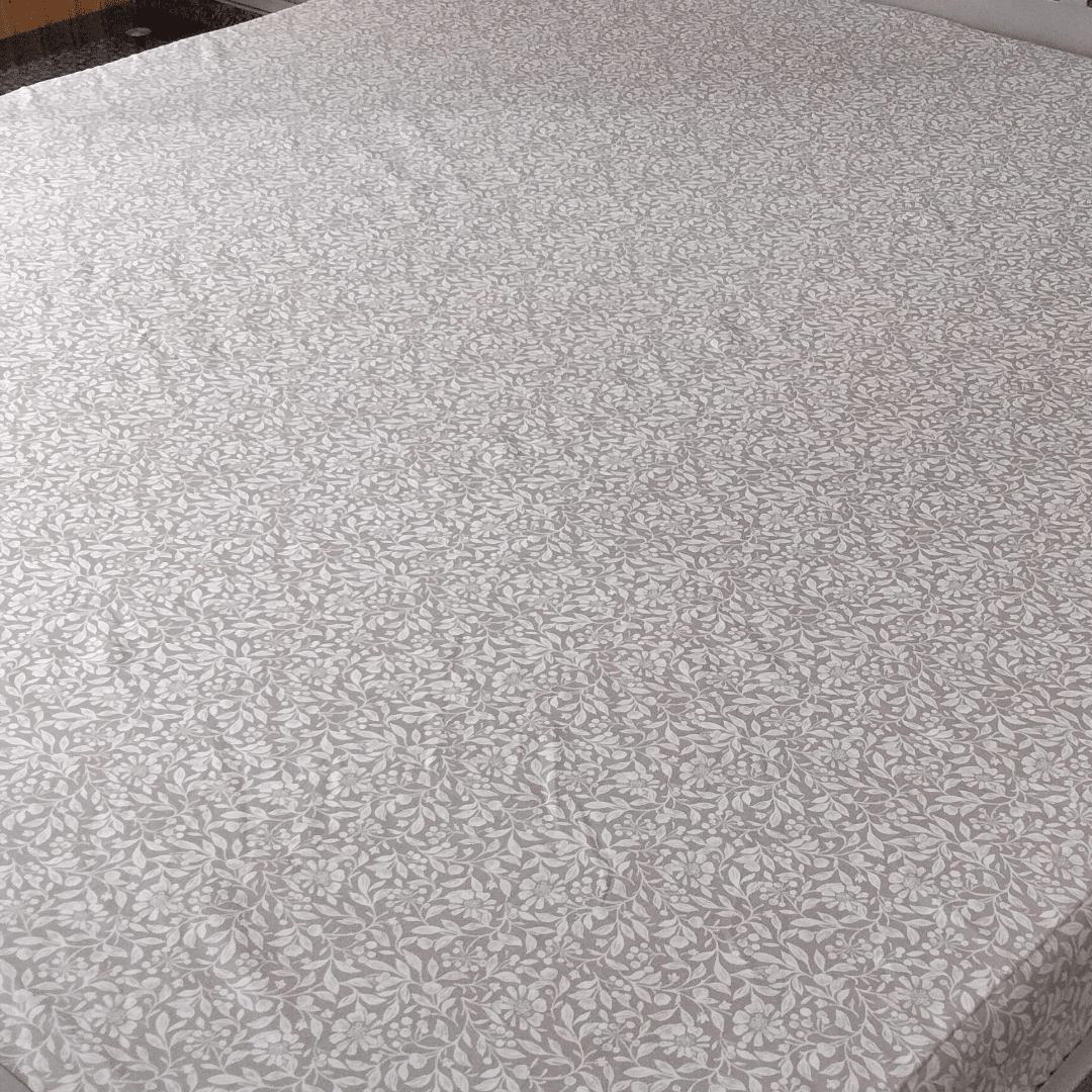 Foldable Waterproof Mattress Cover | Fold A Bed Cover | Best Folding Mattress Cover - Trendy Pakistan