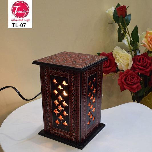 Side Table Lamp Square with Lacquer Art Red - Trendy Pakistan