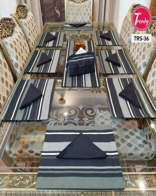 Most Trendy Table Runner and Place Mat Set - Trendy Pakistan