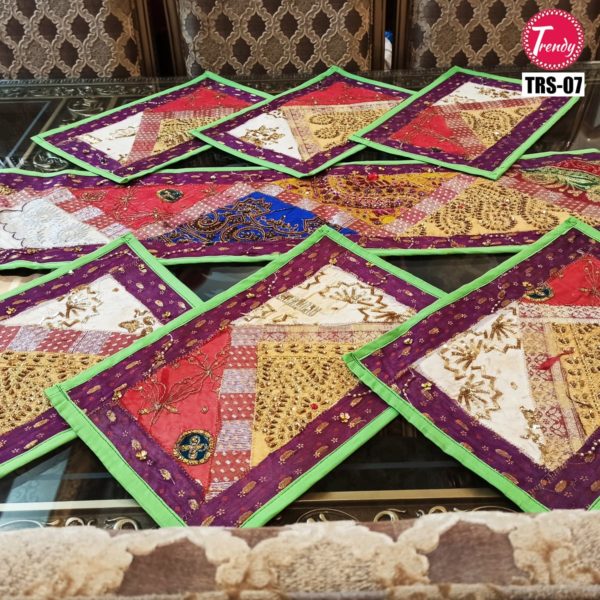 Sindhi Hand Embroidery Runner Set And Place Mat Set TRS-007 - Trendy Pakistan